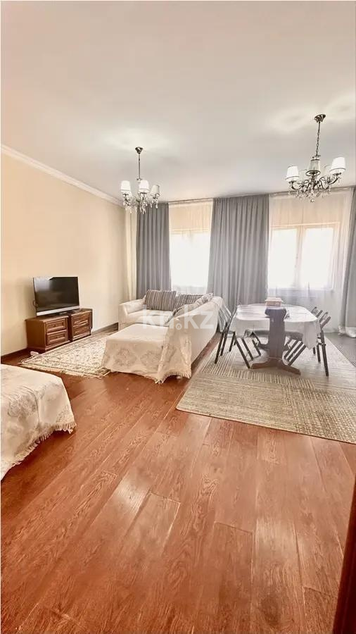 Продажа 2-комнатной квартиры, 90.2 м² в Алматы