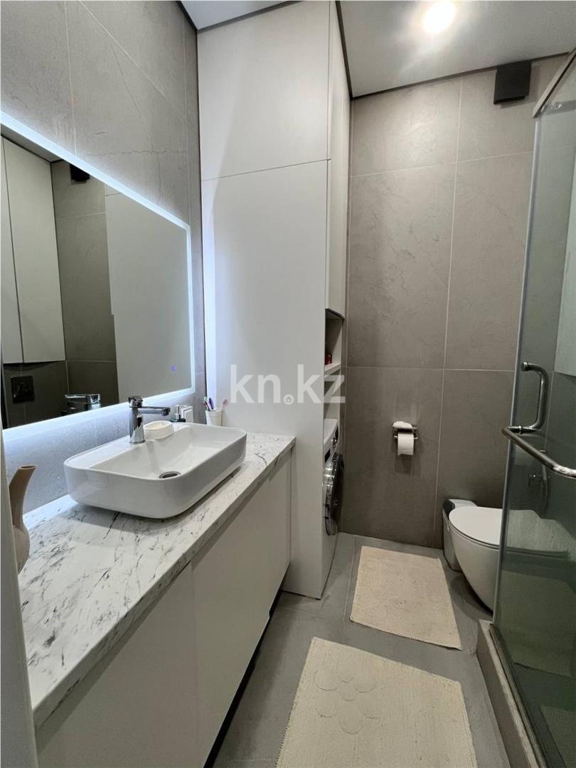 Продажа 4-комнатной квартиры, 131 м², ул. Ашимова в Караганде - фото 16