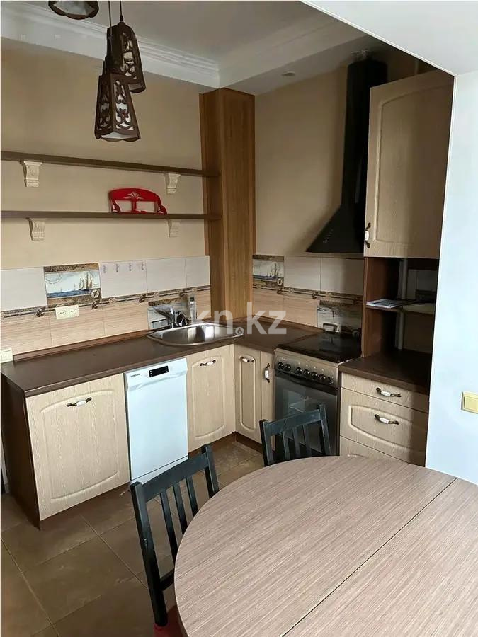 Продажа 3-комнатной квартиры, 72 м² в Алматы - фото 4