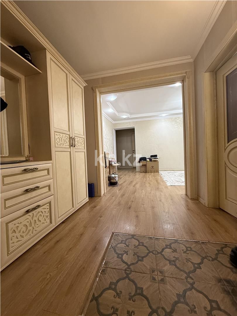 Продажа 3-комнатной квартиры, 67 м², ул. Сатыбалдина, дом  29 в Караганде - фото 19