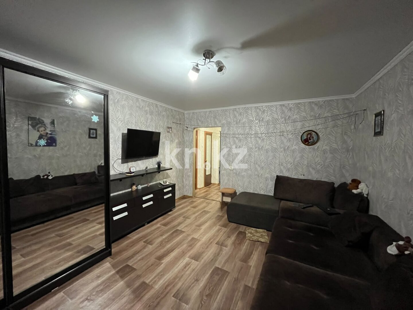Продажа 1-комнатной квартиры, 38 м² в Караганде