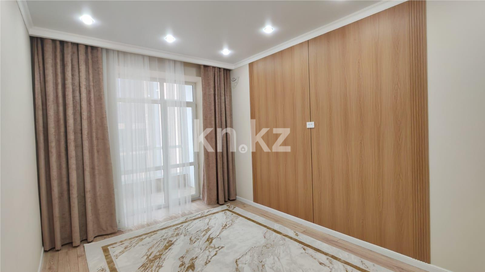 Продажа 2-комнатной квартиры, 64 м², 067 учетный квартал, дом  456/4 в Караганде - фото 3