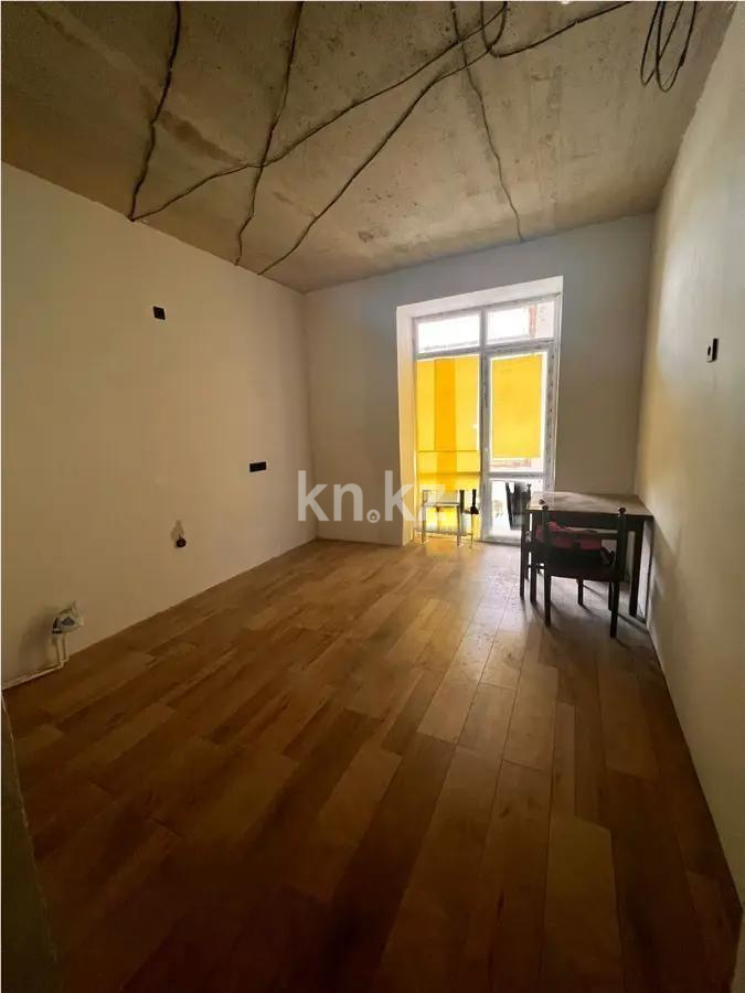 Продажа 2-комнатной квартиры, 65 м², 067 учетный квартал, дом  456/1 в Караганде - фото 3