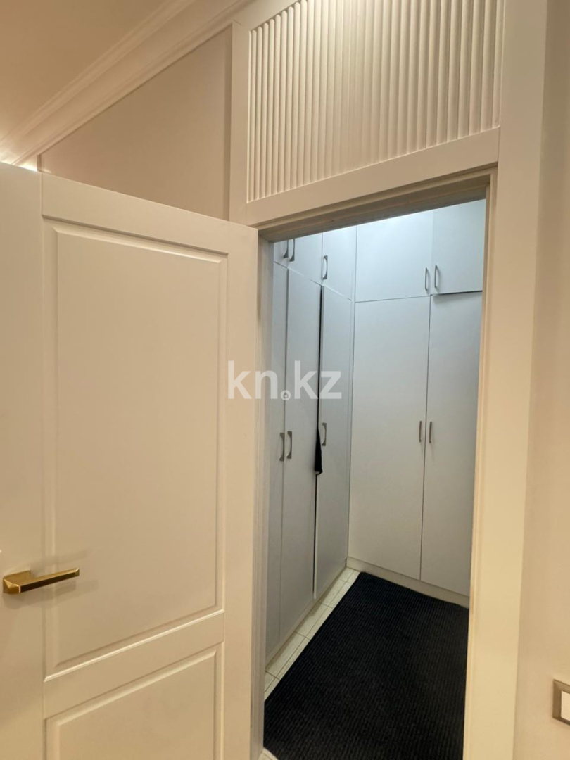 Продажа 4-комнатной квартиры, 175 м² в Астане - фото 24