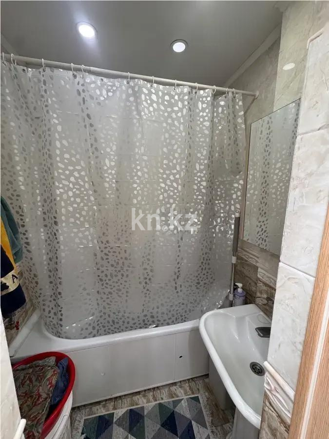 Продажа 4-комнатной квартиры, 80 м², мкр. Сайран, дом  120 в Алматы - фото 4