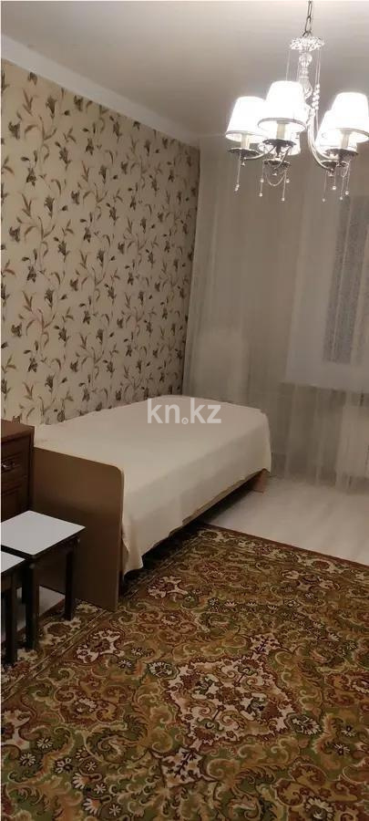 Продажа 3-комнатной квартиры, 73 м², ул. Толе би, дом  102 в Алматы - фото 3