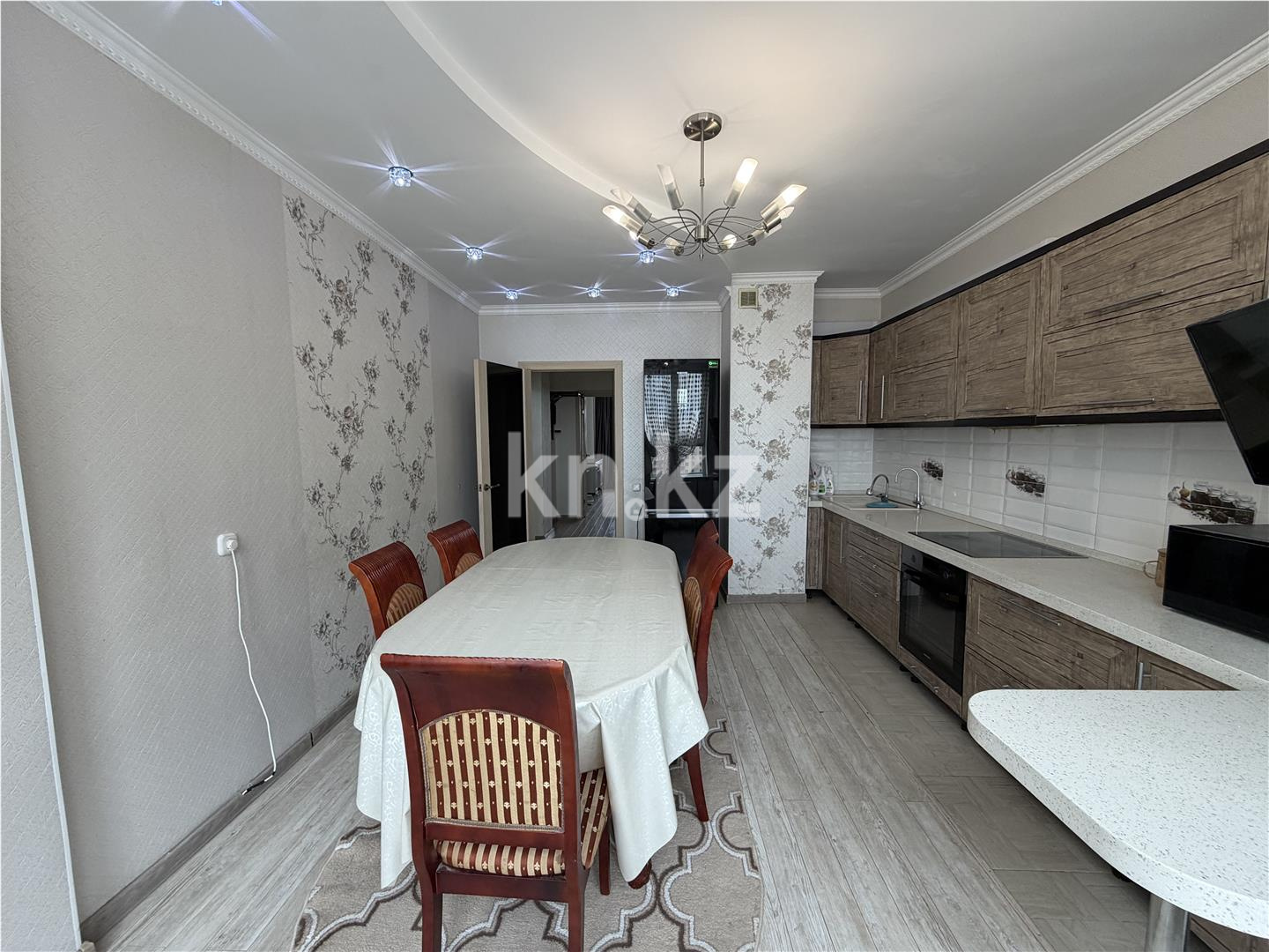 Продажа 3-комнатной квартиры, 90 м² в Караганде - фото 9