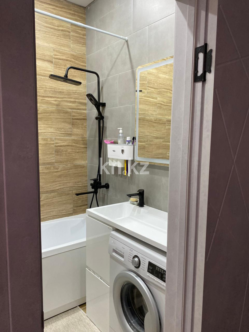 Продажа 2-комнатной квартиры, 62 м², Городской аэропорт габдуллы, дом  13 в Караганде - фото 3