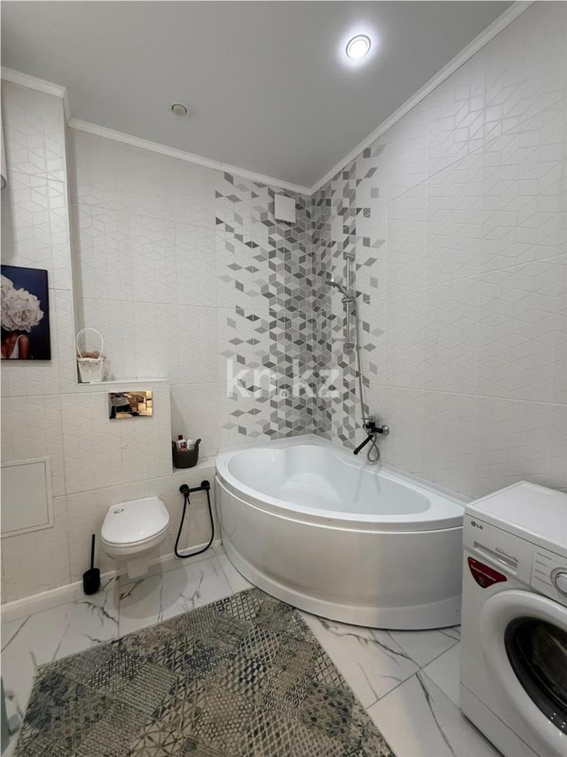 Продажа 2-комнатной квартиры, 66 м² в Караганде - фото 13
