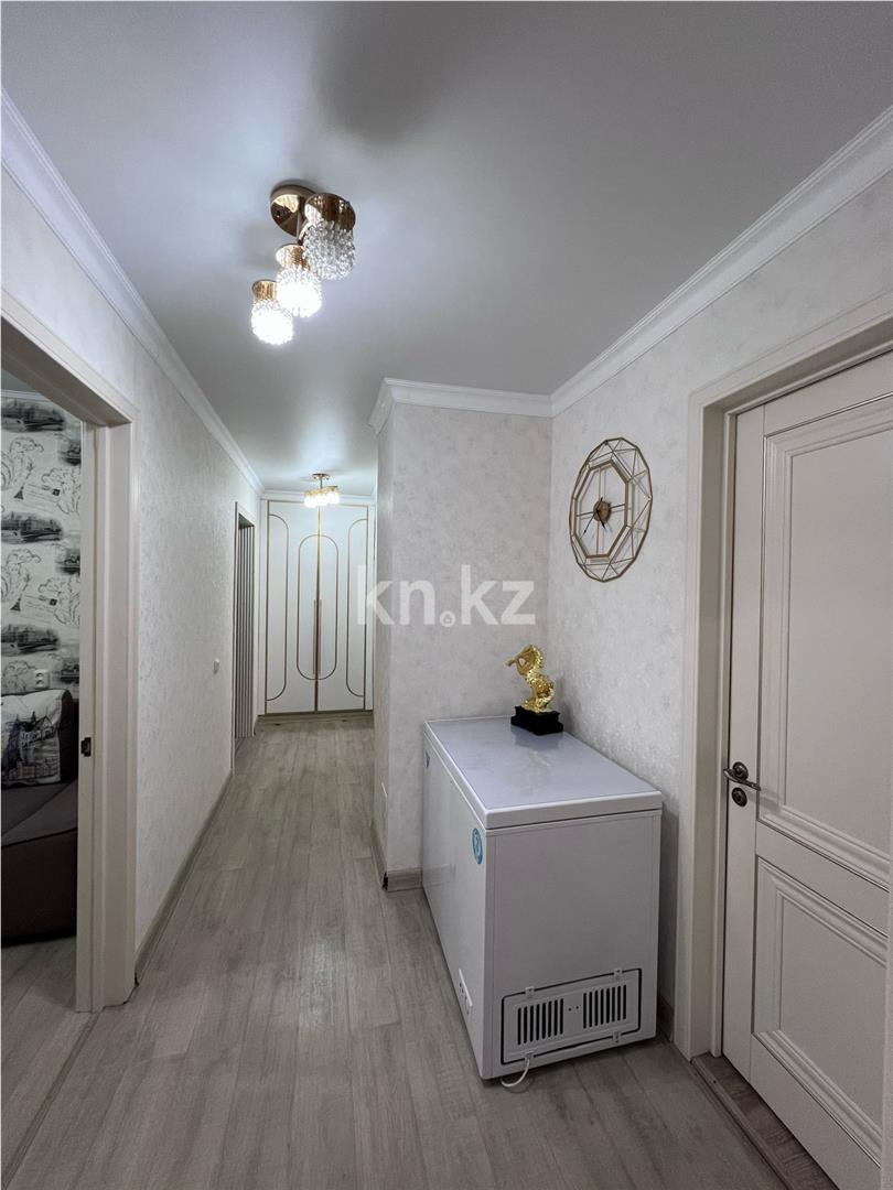 Продажа 3-комнатной квартиры, 85 м², ул. Дюсембекова, дом  35 в Караганде - фото 13