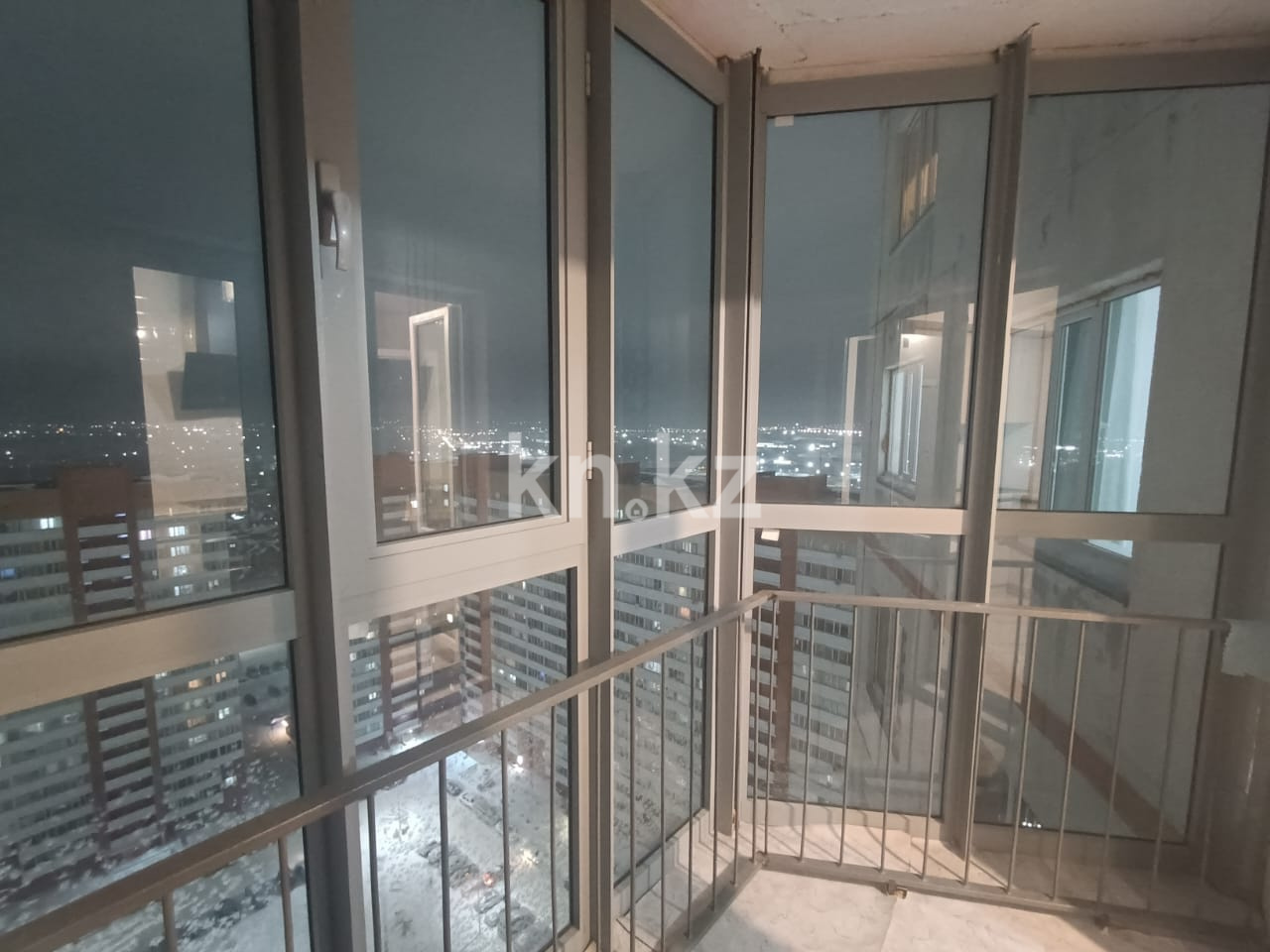 Продажа 2-комнатной квартиры, 64 м², ул. Момышулы в Караганде - фото 10