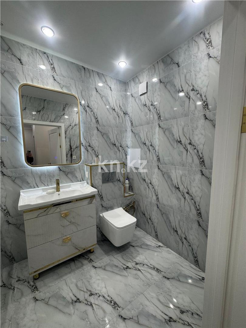 Продажа 3-комнатной квартиры, 96 м², ул. Бектурова в Астане - фото 10