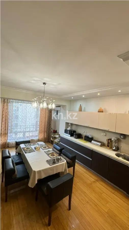 Продажа 3-комнатной квартиры, 162 м², ул. Ходжанова, дом  81 в Алматы - фото 2
