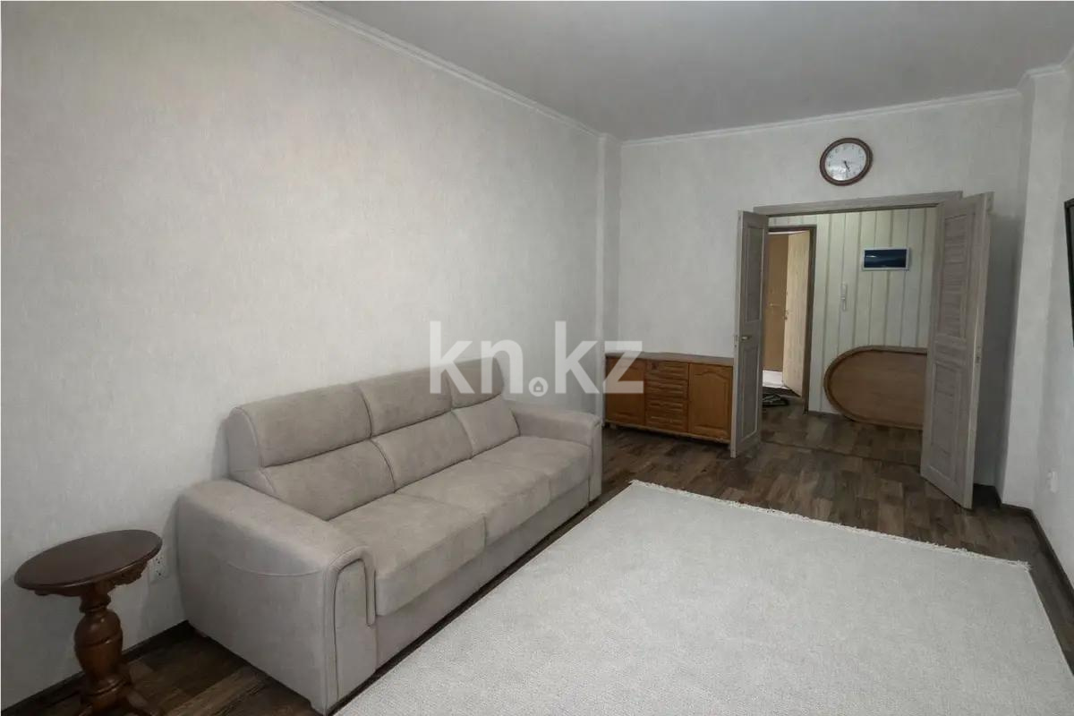 Продажа 1-комнатной квартиры, 38 м² в Астане