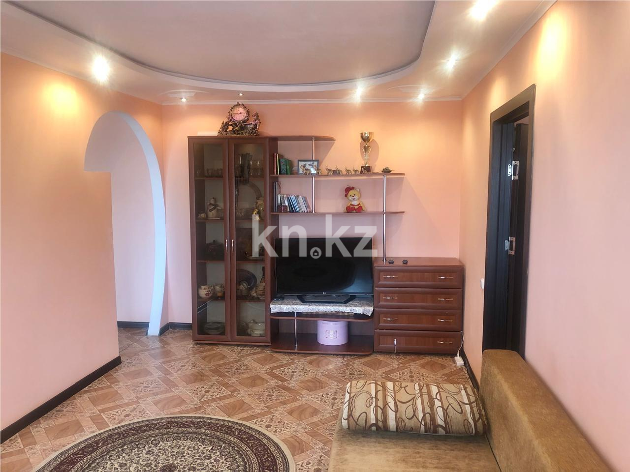 Продажа 2-комнатной квартиры, 51 м², пр. Строителей в Караганде - фото 3