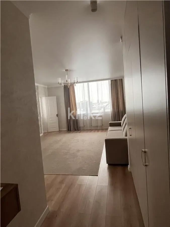 Продажа 2-комнатной квартиры, 60 м² в Астане
