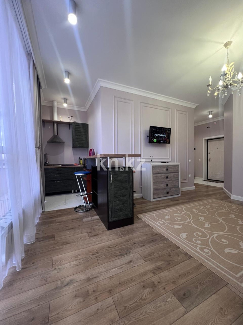 Аренда 1-комнатной квартиры посуточно, 40 м², пр. Шахтеров, дом  52б в Караганде - фото 6