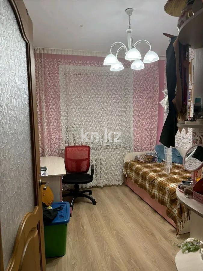 Продажа 4-комнатной квартиры, 70 м², мкр-н Орбита-1, дом  17 в Караганде - фото 4