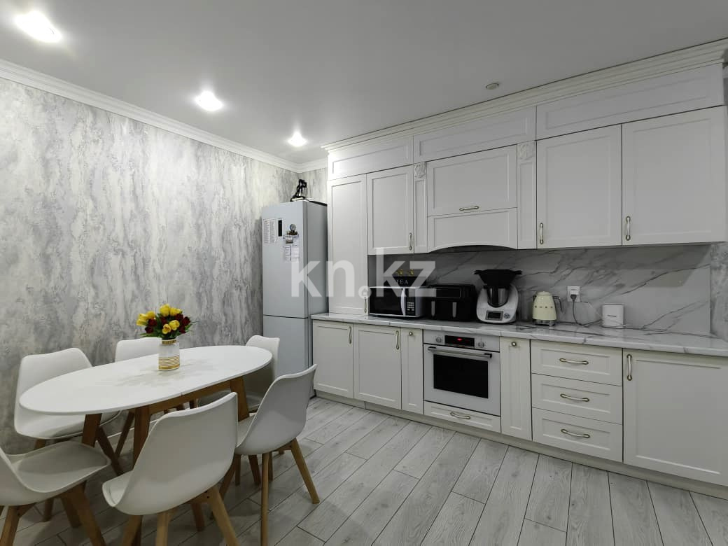 Продажа 4-комнатной квартиры, 143 м², мкр. Голубые Пруды, дом  5/4 в Караганде - фото 20