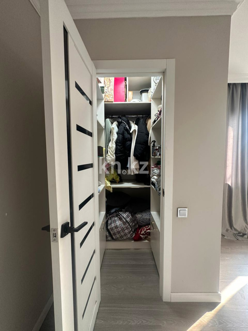 Продажа 2-комнатной квартиры, 50 м², пр. Райымбека в Алматы - фото 4