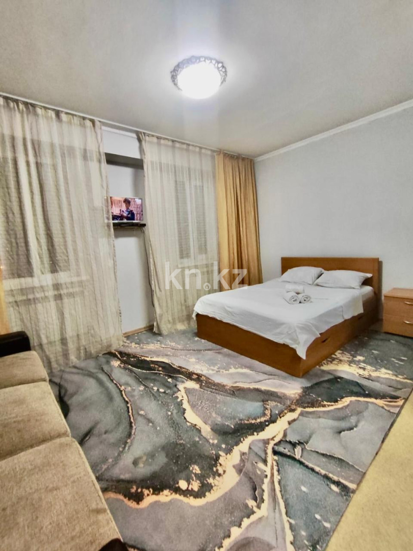 Аренда 1-комнатной квартиры посуточно, 30 м², ул. Утеген батыра, дом  17/3 в Алматы