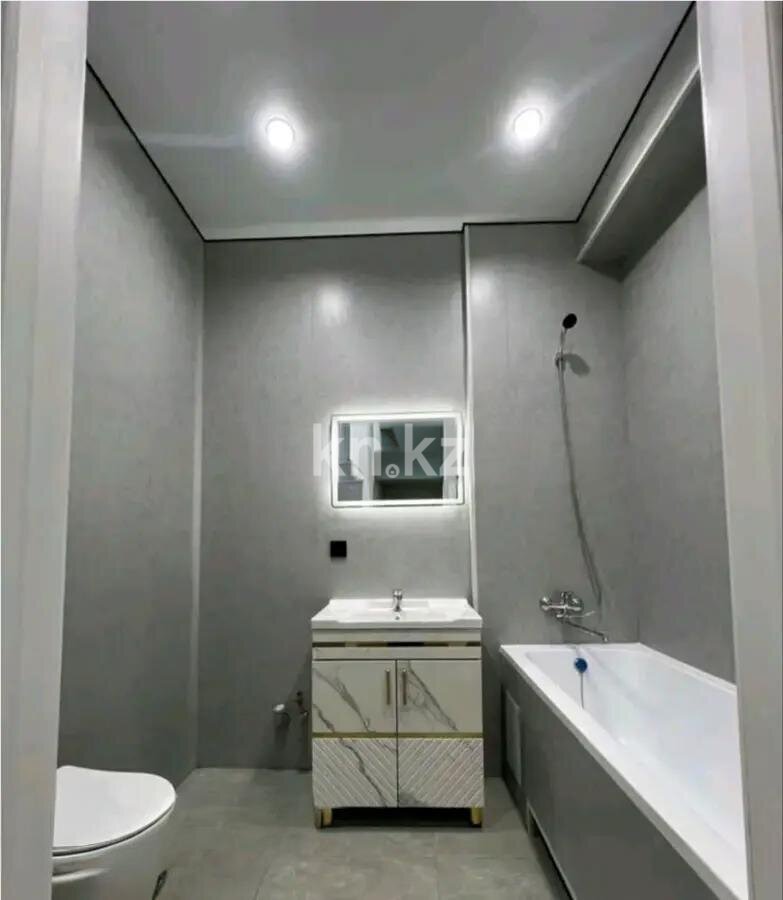 Продажа 2-комнатной квартиры, 50.2 м² в Алматы - фото 4