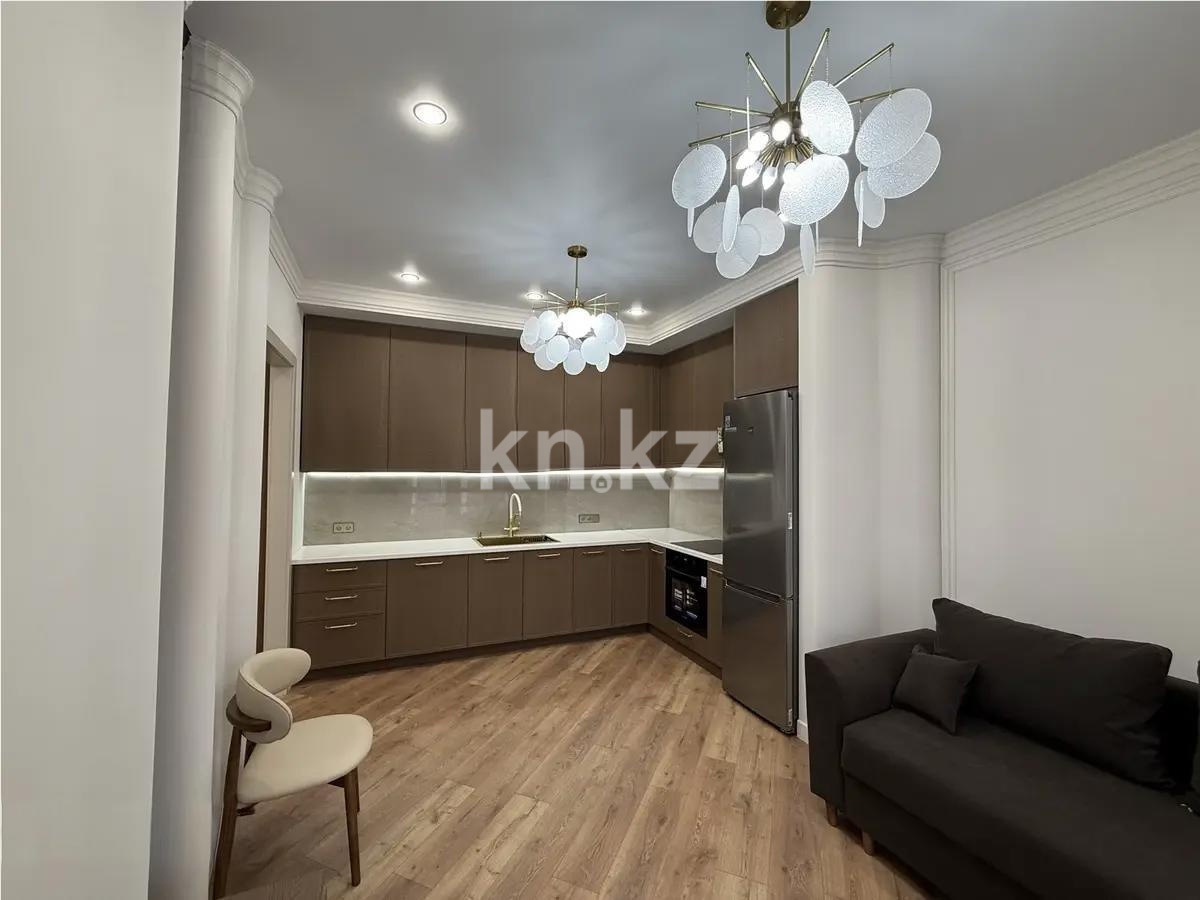 Продажа 3-комнатной квартиры, 60 м², ул. Омарова, дом  12в в Астане - фото 4