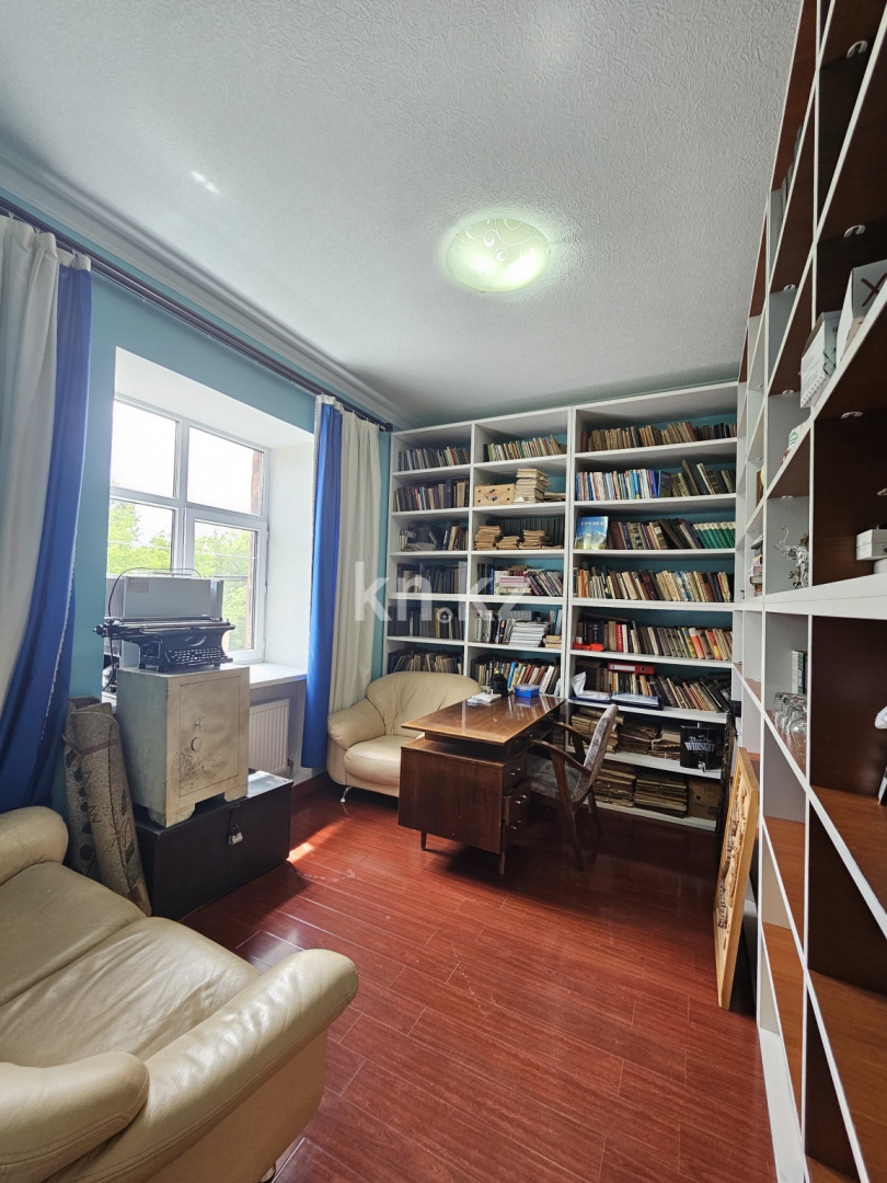 Продажа 9-комнатного дома, 477.1 м² в Караганде - фото 4