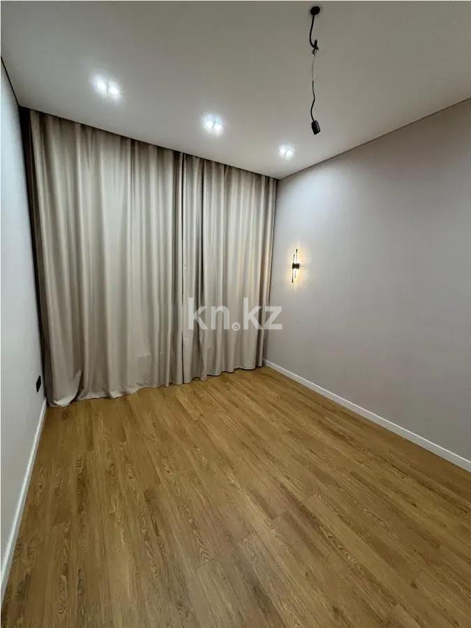 Продажа 3-комнатной квартиры, 83 м², пр. Райымбека, дом  348/1 в Алматы - фото 3