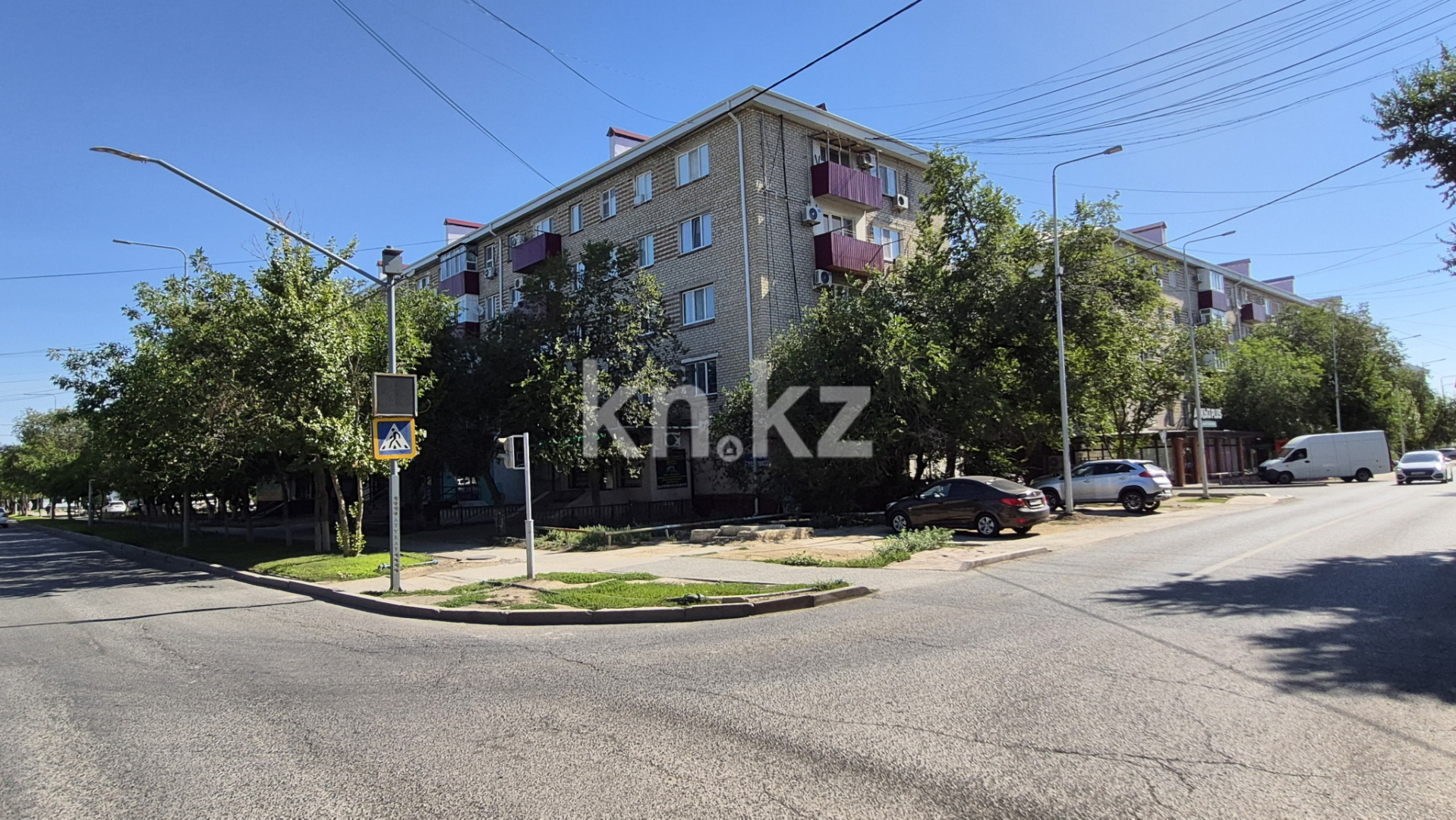 Продажа 3-комнатной квартиры, 75 м², пр. Азаттык, дом  42 А в Атырау - фото 4