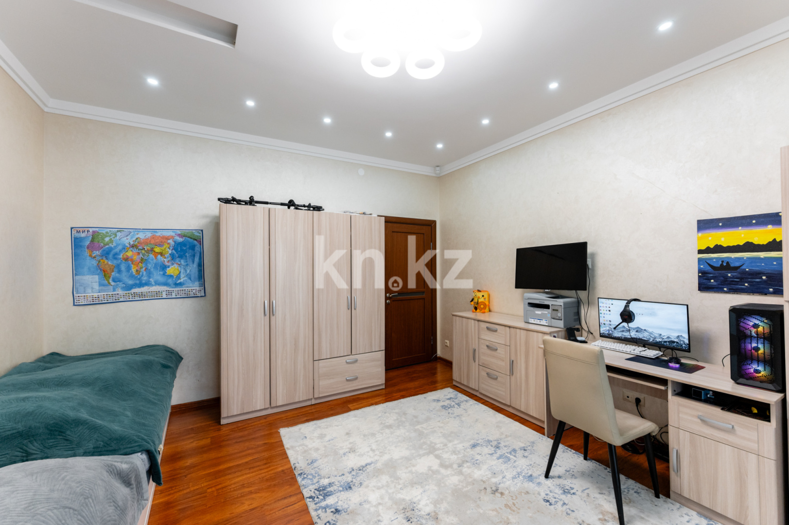 Продажа 3-комнатной квартиры, 145 м² в Астане - фото 2