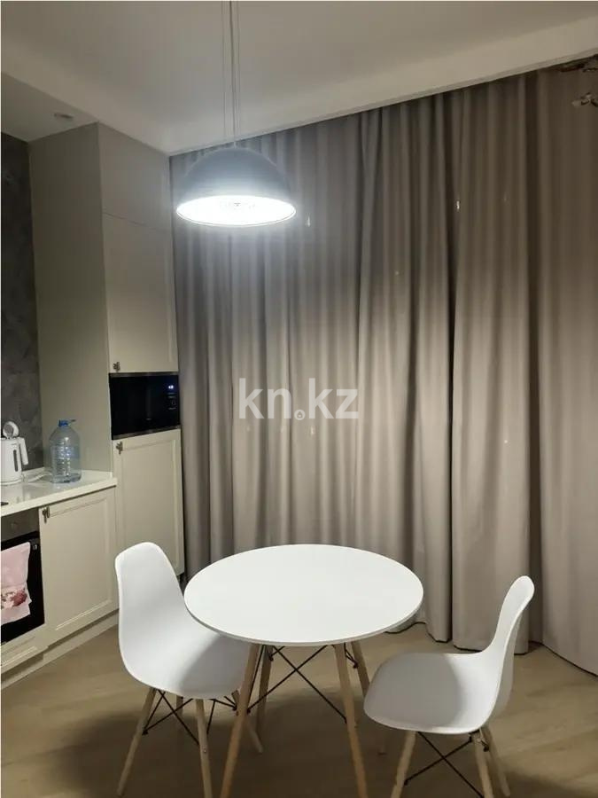 Продажа 1-комнатной квартиры, 38 м² в Астане