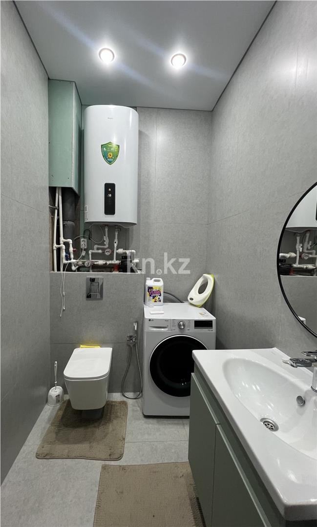 Продажа 4-комнатной квартиры, 104 м², ул. Кулкыбаева в Караганде - фото 14