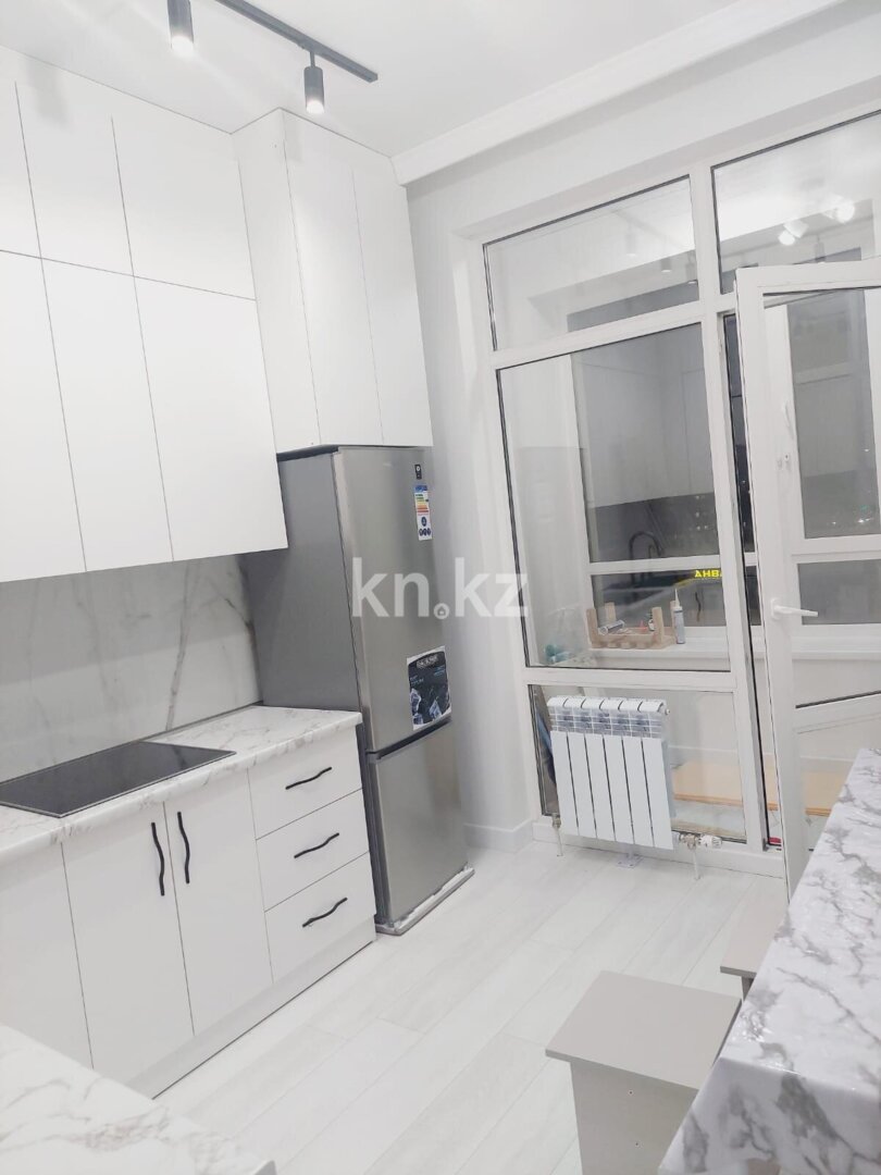 Аренда 2-комнатной квартиры, 62 м² в Астане