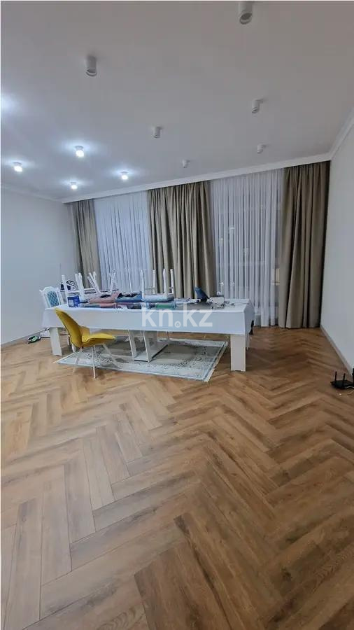 Продажа 3-комнатной квартиры, 101 м², ул. Бокейхана, дом  16/1 в Астане