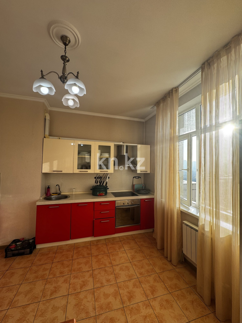 Продажа 1-комнатной квартиры, 65.4 м², ул. Шевченко в Алматы - фото 8