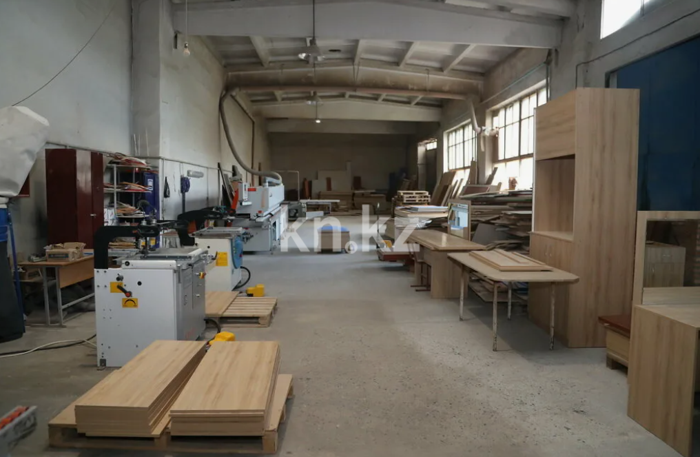 Продажа базы, 8500 м² в Астане