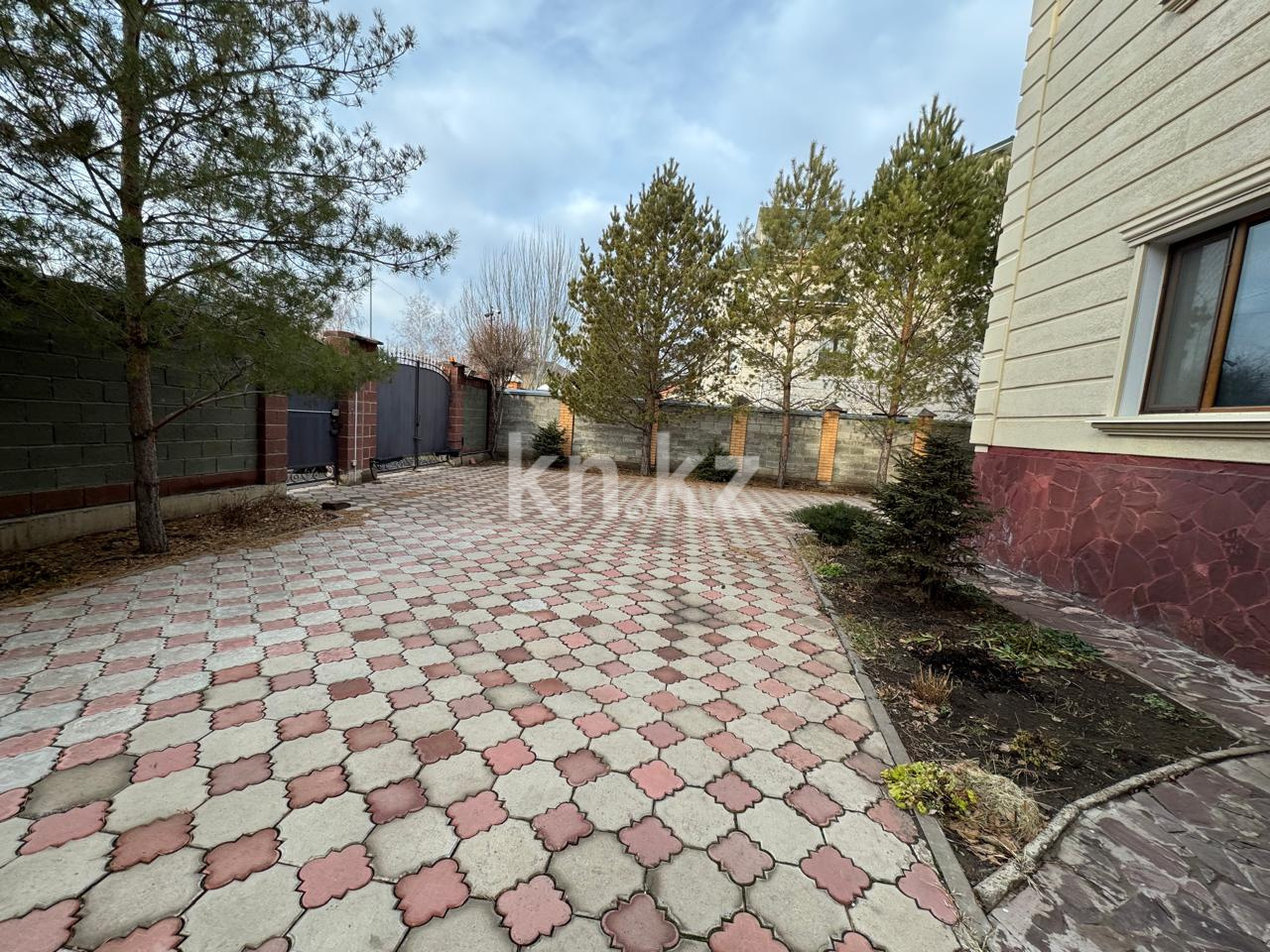 Аренда 8-комнатного дома, 400 м², ул. Кыз-Жибек в Астане - фото 14