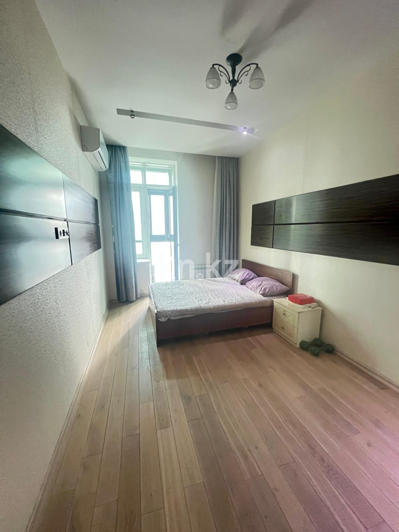 Аренда 2-комнатной квартиры, 60 м², ул. Сыганак, дом  62 - ул. Туркестан в Астане