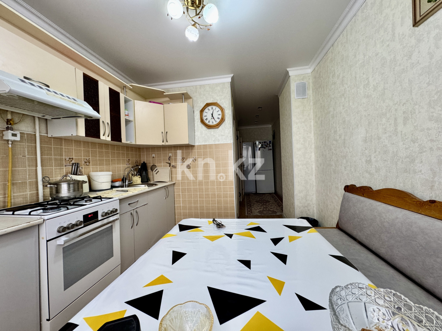 Продажа 4-комнатной квартиры, 77 м², ул. Гапеева, дом  12 в Караганде - фото 12