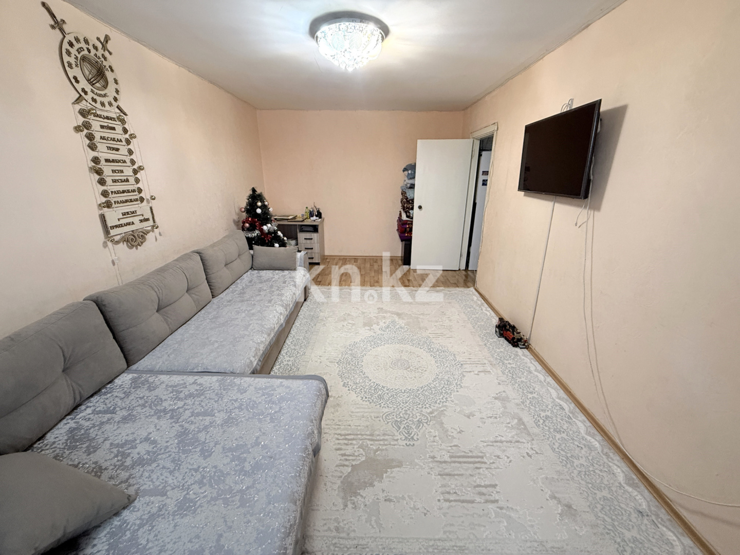 Продажа 2-комнатной квартиры, 46 м², пр. Строителей, дом  25 в Караганде - фото 2