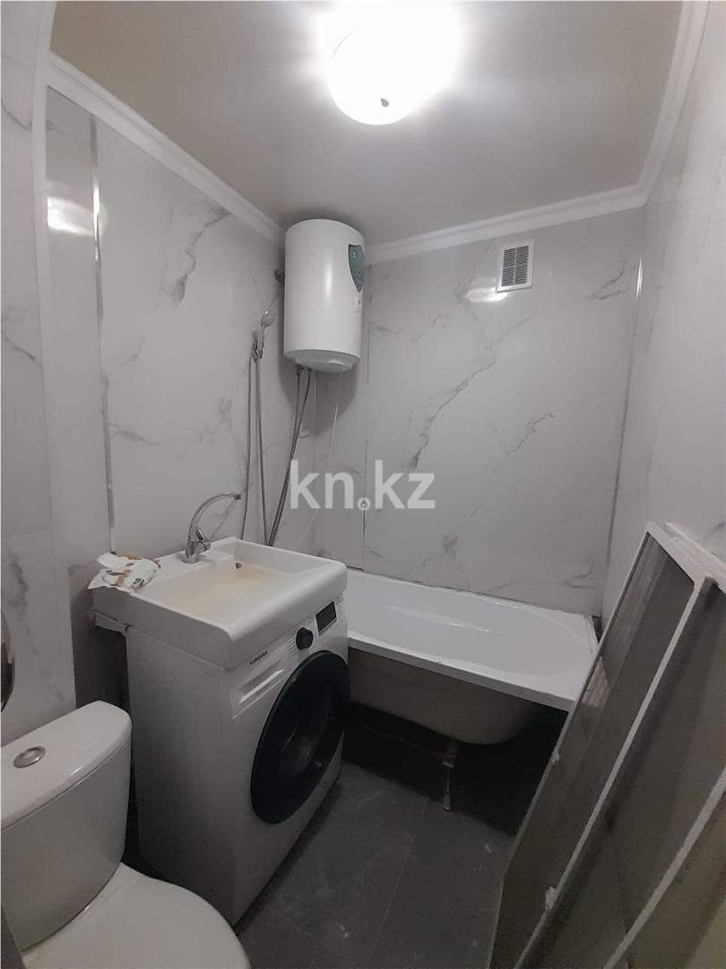 Продажа 1-комнатной квартиры, 30 м², ул. Ержанова, дом  38 в Караганде - фото 5