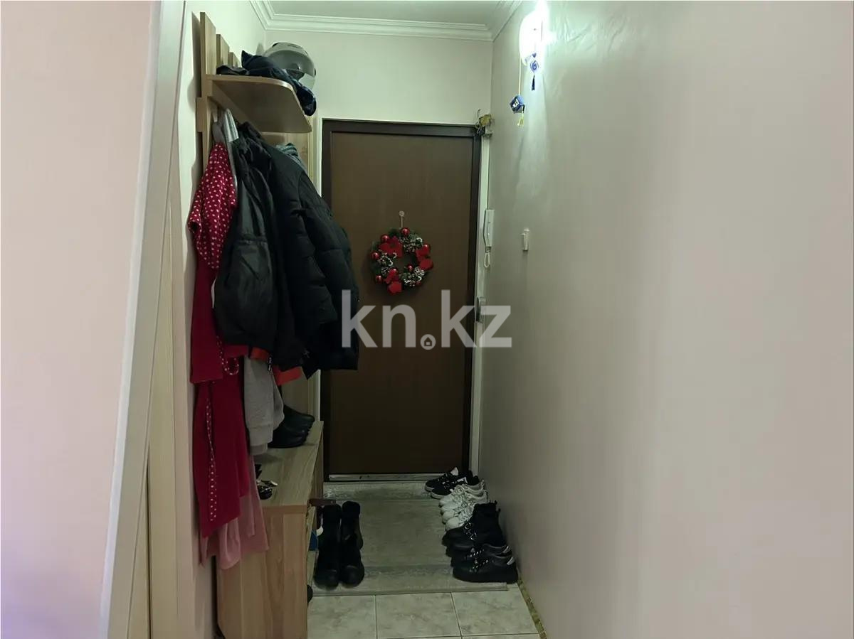 Продажа 3-комнатной квартиры, 59 м², 6 мкр., дом  39 в Алматы - фото 6