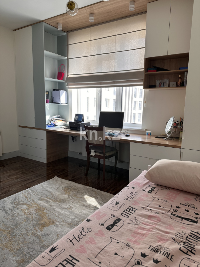 Продажа 5-комнатной квартиры, 162 м², ул. Керей, Жанибек хандар в Астане - фото 14