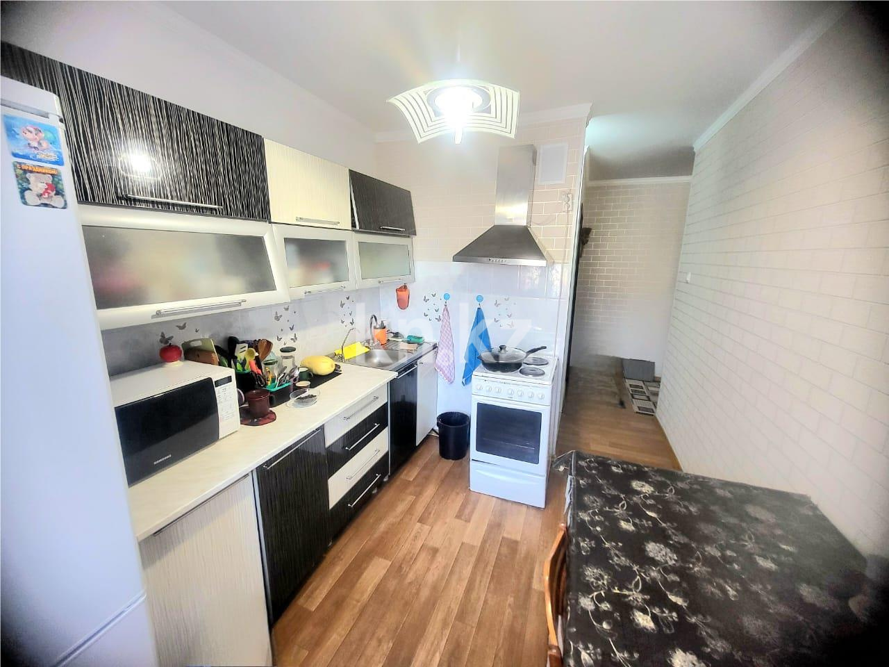 Продажа 3-комнатной квартиры, 69 м², мкр-н 8, дом  46 в Темиртау - фото 9