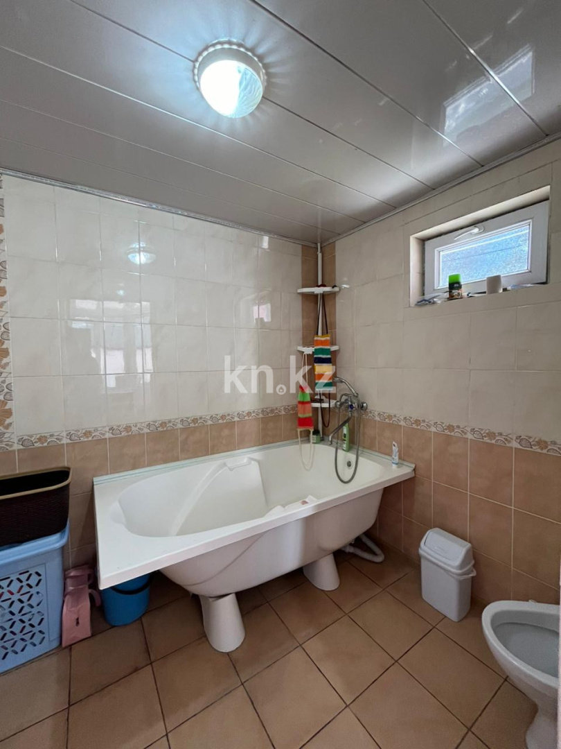 Продажа 5-комнатного дома, 210 м², ул. Молдабаева, дом  1111 в Шымкенте - фото 10