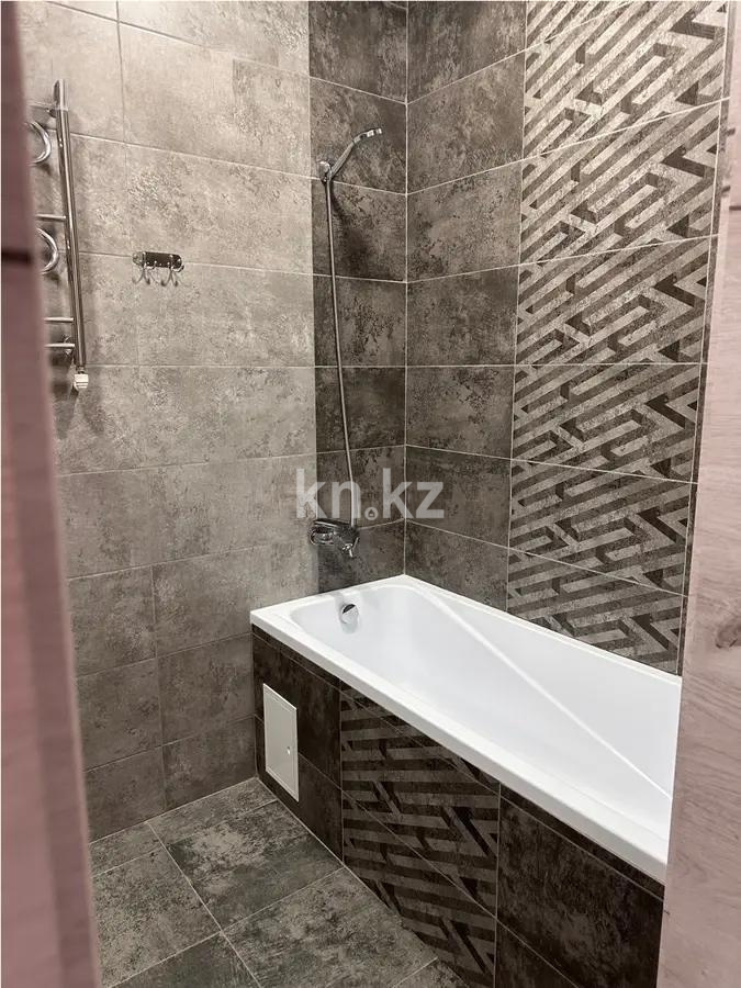 Продажа 3-комнатной квартиры, 79 м², пр. Строителей, дом  33/4 в Караганде - фото 7