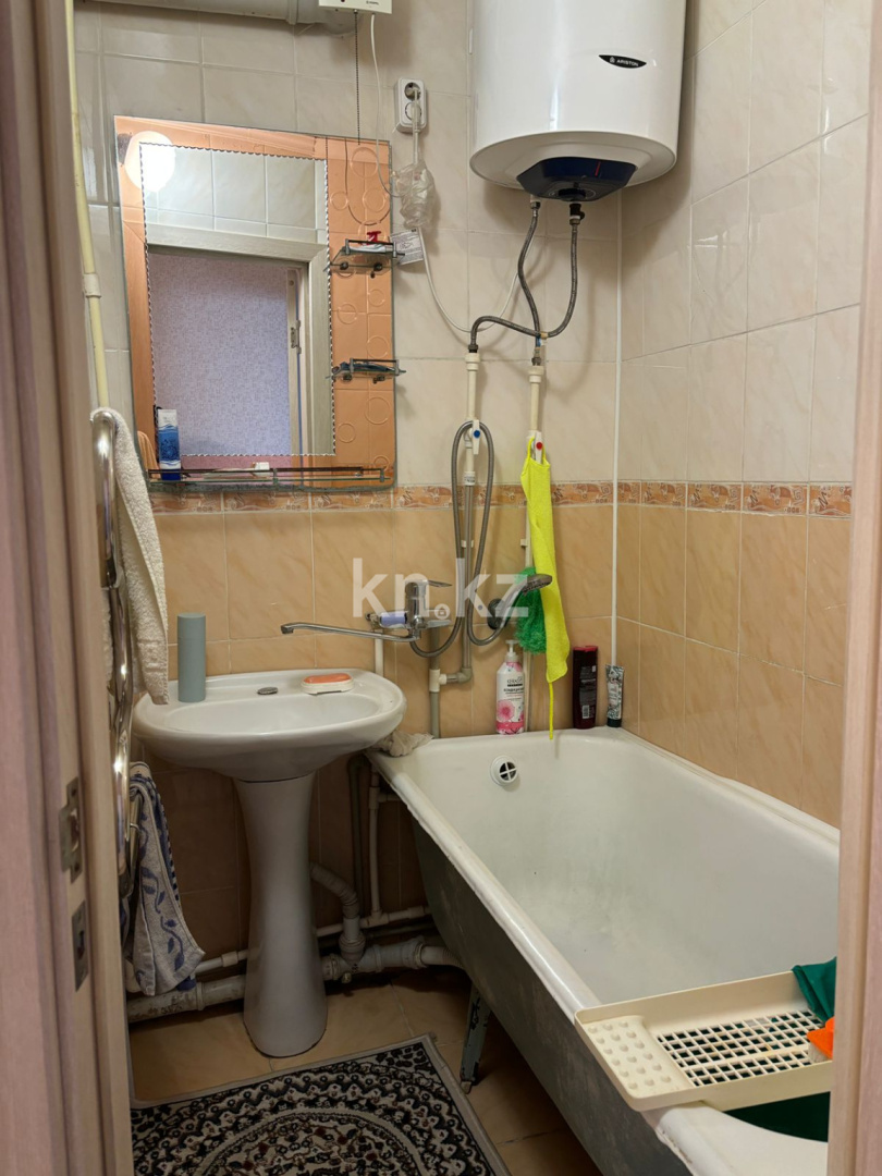 Продажа 2-комнатной квартиры, 48 м², 21-й мкр., дом  30 в Караганде - фото 8