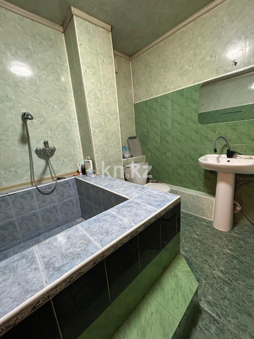 Продажа 1-комнатной квартиры, 45 м² в Усть-Каменогорске - фото 9