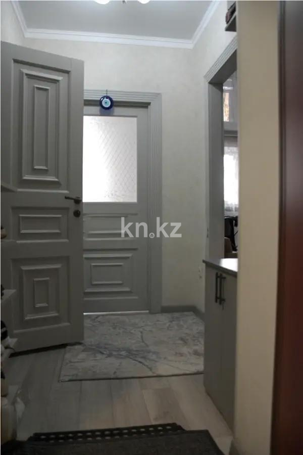 Продажа 1-комнатной квартиры, 39 м², пр. Тлендиева, дом  52/2 в Астане - фото 4